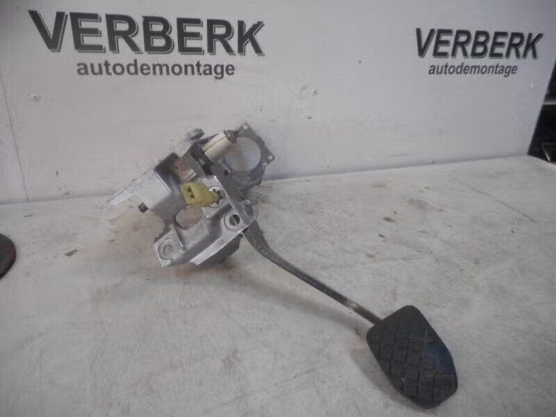 REMPEDAAL Audi A6 (C4) (01-1994/10-1997) (4a1721115b), Enlèvement ou Envoi, Auto-Union-Straße 1, 85057 Ingolstadt, DE, Info@audi.de