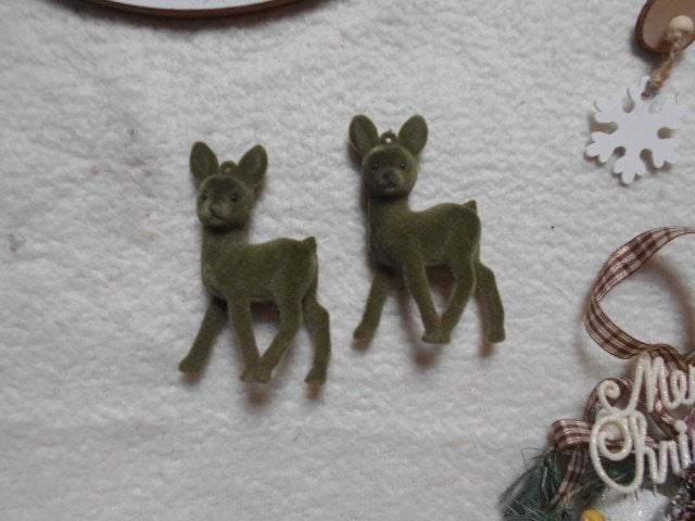 2 vintage vilten bambi's / 10 cm, Diversen, Ophalen of Verzenden, Zo goed als nieuw