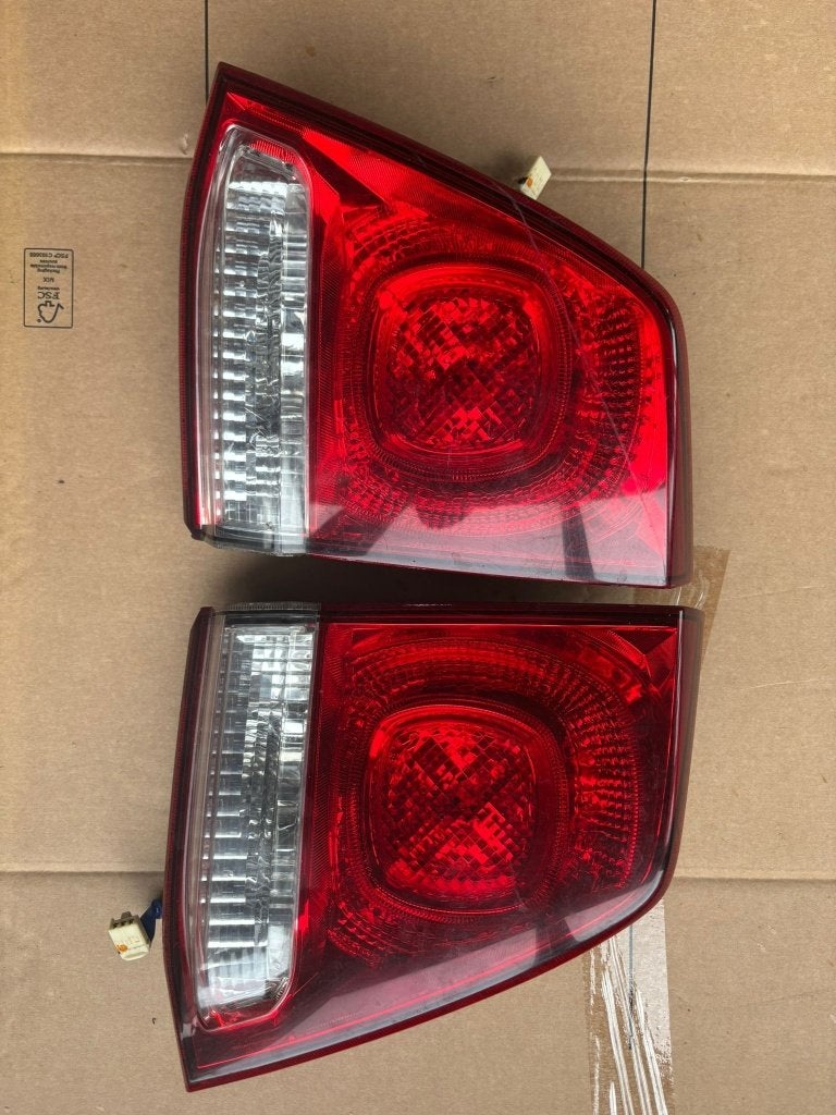 Achterlichten achterklep Toyota Land Cruiser 200, Auto-onderdelen, Ophalen, Toyota