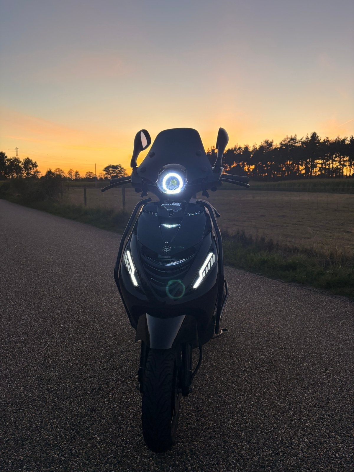 Piaggo zip 4t iget, Fietsen en Brommers, Scooters | Piaggio, Ophalen, Zo goed als nieuw, Zip