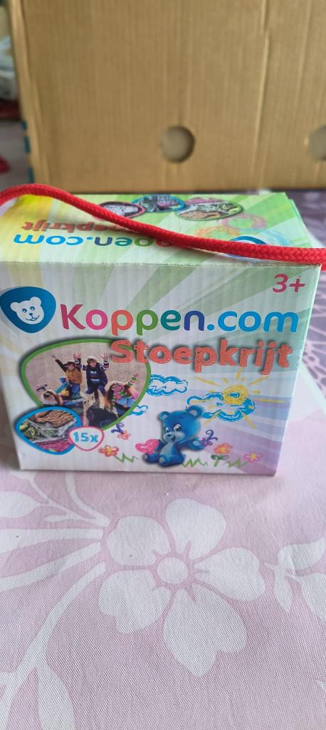 Doosje stoepkrijt voor leeftijd vanaf 3 jaar, Kinderen en Baby's, Ophalen of Verzenden, Gebruikt