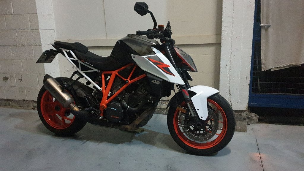 KTM 1290 Super Duke R  Full Opt. 2018 - 6767Km! TOP OKKAZIE, Motoren, Motoren | KTM, 2 cilinders, Nieuw, Motorrijbewijs A, Particulier
