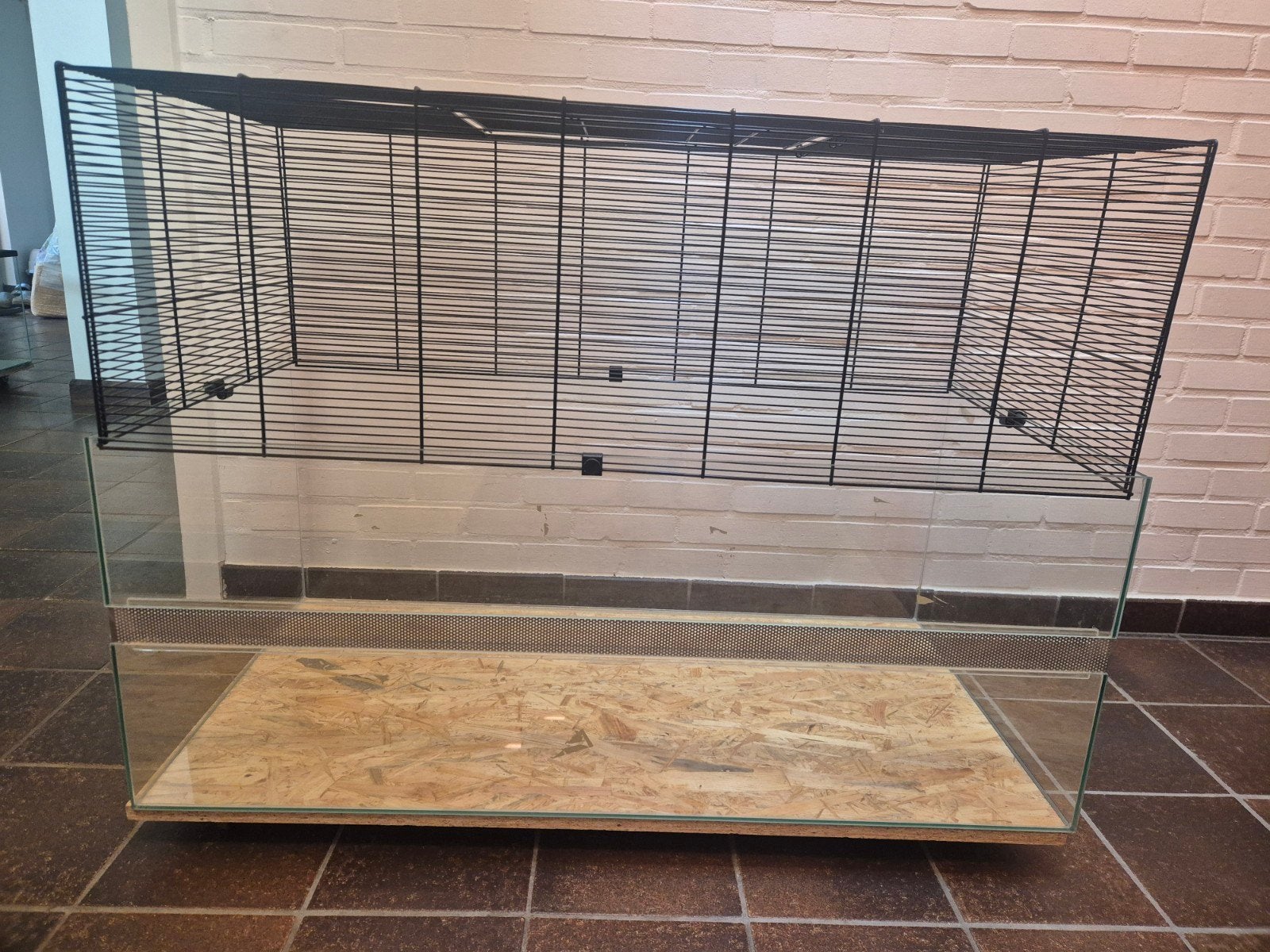 Terrarium met onderstel op wieltjes, Ophalen