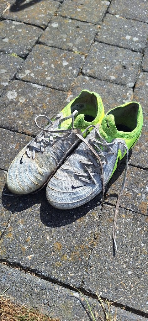 Voetbalschoenen, Sport en Fitness, Voetbal, Ophalen, Gebruikt