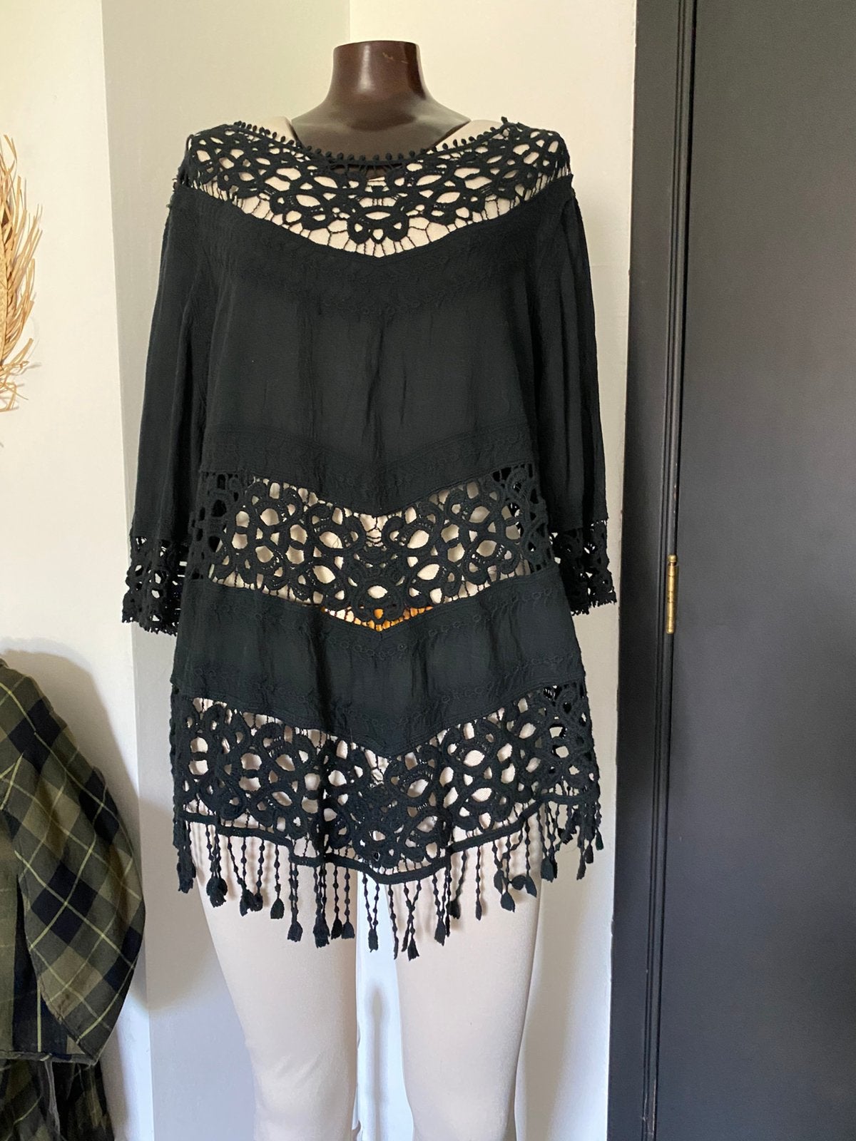 Tunique ajourée, Enlèvement ou Envoi, Comme neuf, Taille 38/40 (M), Noir