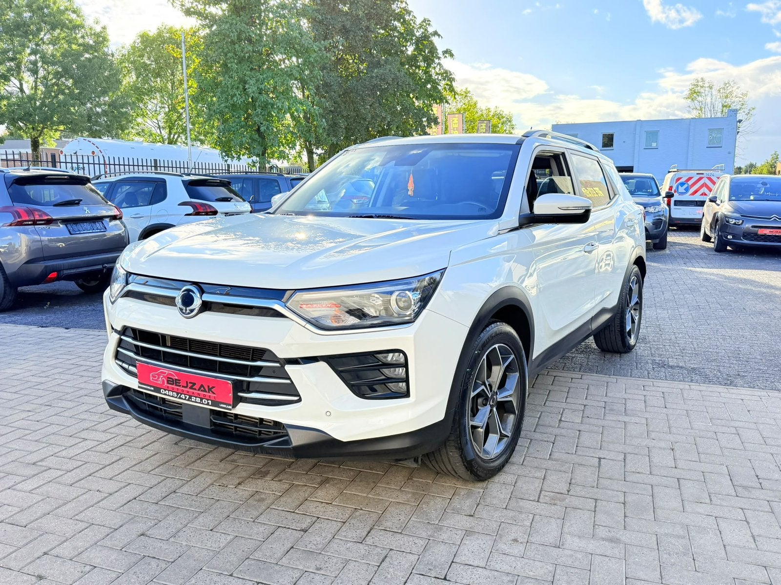 Ssangyong Korando ONYX 1.5T-GDi LPG 1j Garantie, Autos, Achat, Entreprise, Boîte manuelle, Noir