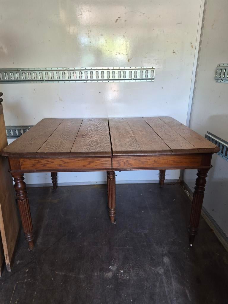 Uitschuifbare houten roltafel, Ophalen