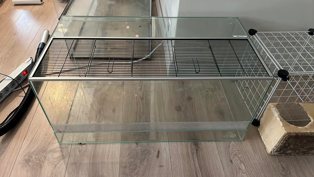 Hamster terrarium, Ophalen, Zo goed als nieuw, Hamster
