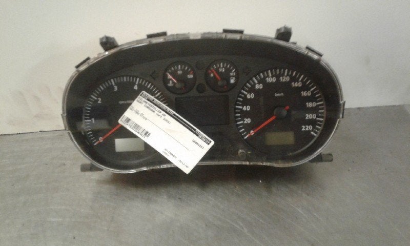 COCKPIT Seat Cordoba Facelift (6C2 / 6K2) (06-1999/10-2002), Auto-onderdelen, Gebruikt, Seat