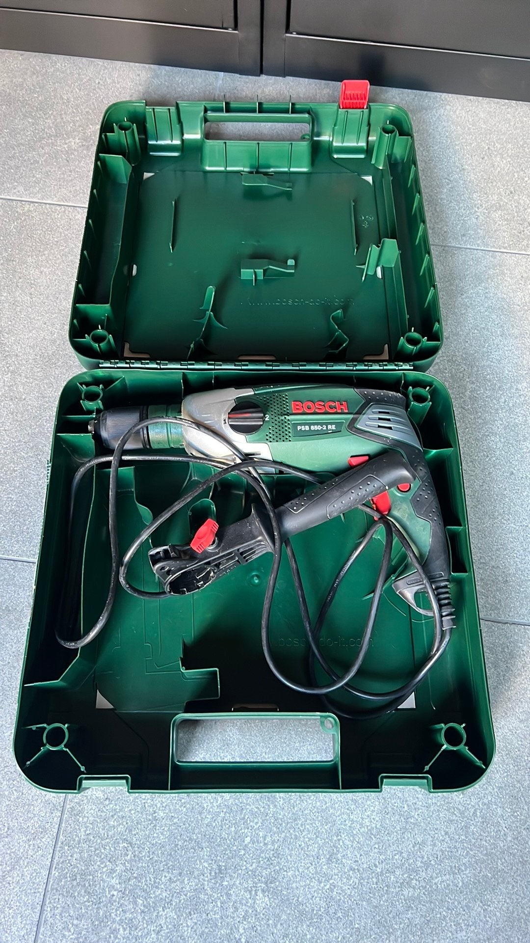 Bosch boormachine 850 watt, Doe-het-zelf en Bouw, Gereedschap | Boormachines, Ophalen, Zo goed als nieuw, Boormachine