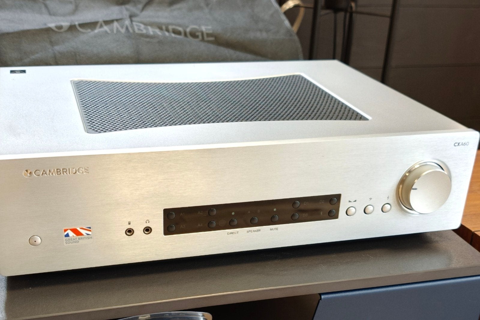 Cambridge Audio CXA60 – Ampli Hi-Fi + préampli phono offert, TV, Hi-fi & Vidéo, Enlèvement