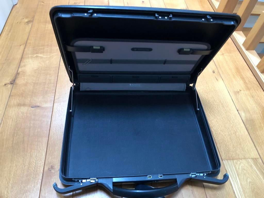 Malette samsonite en parfait état, Informatique & Logiciels, Enlèvement, Comme neuf