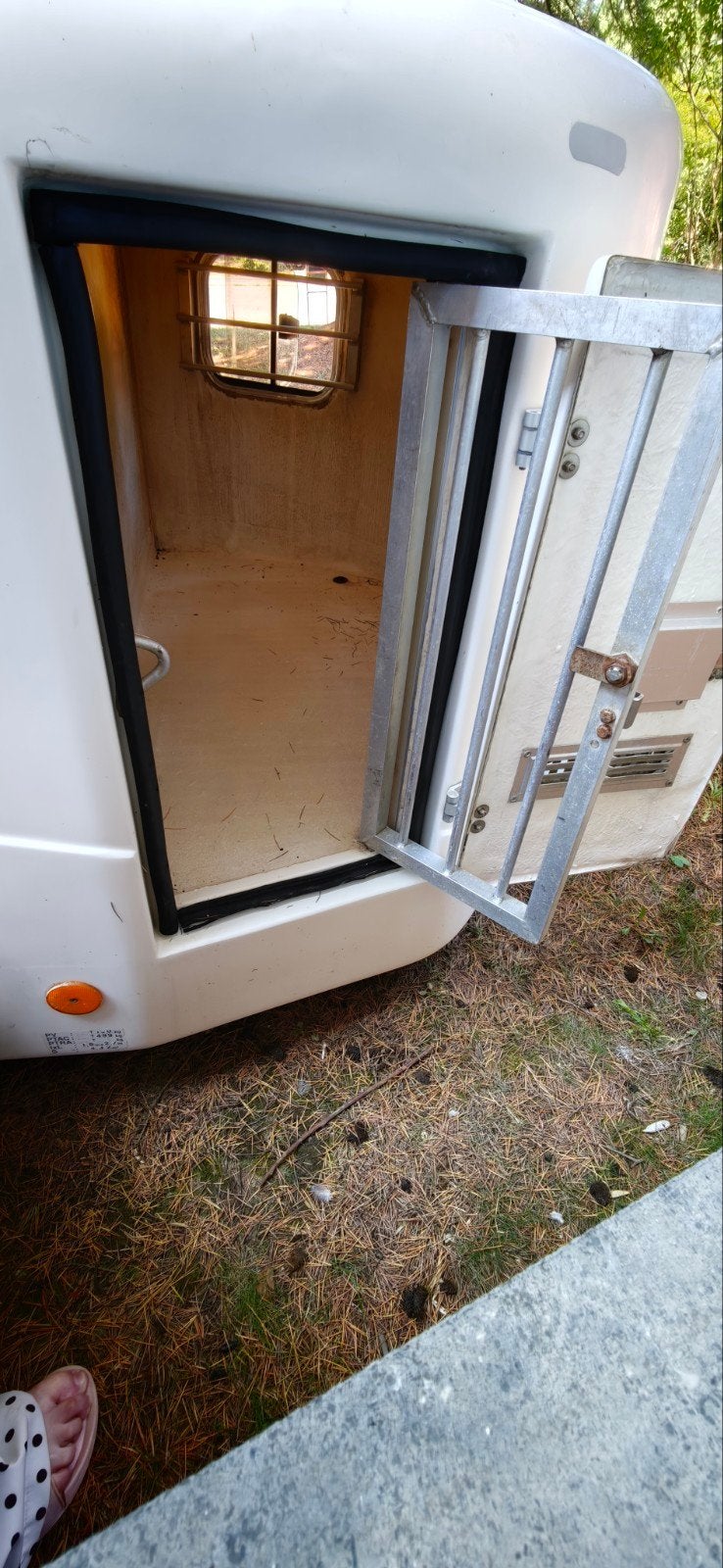 Remorque chiens SOGEM – 3 cases avec coffre de toit, Caravanes & Camping, Particulier