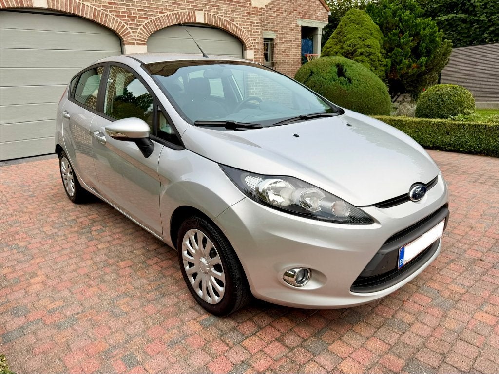 Ford Fiesta 1.25i 26.353km!! 5p AC Prête à immat, 1242 cm³, Achat, Boîte manuelle, Entretenue par le concessionnaire
