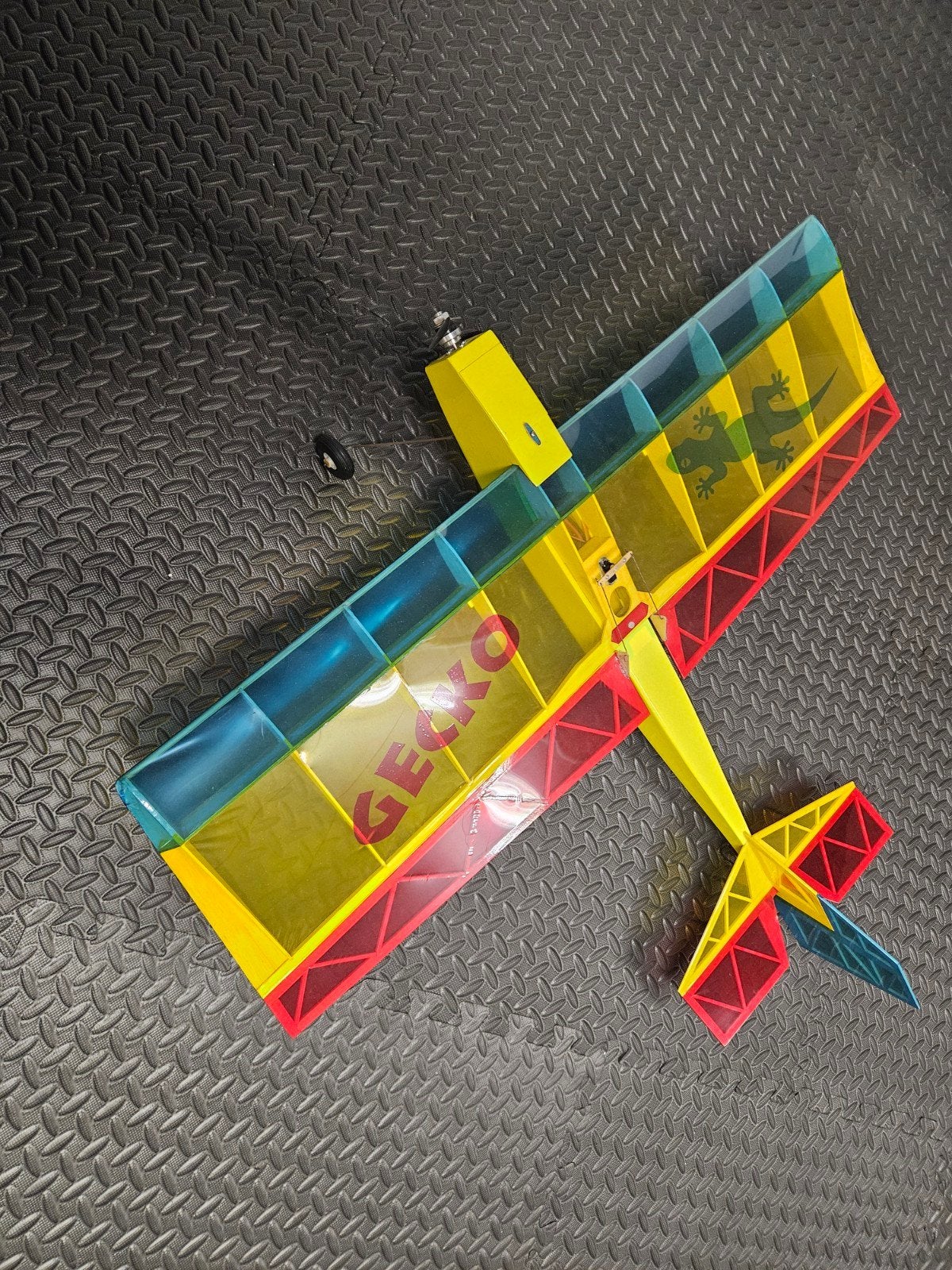 Houten zelfbouw Kessler modelbouw gecko V2, Ophalen