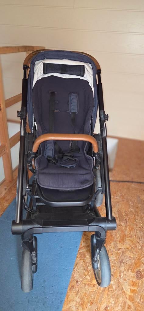 Mutsy Igo (+ draagwieg, paraplu, regenhoes, winterzak), Enfants & Bébés, Buggys, Enlèvement, Protection de pluie