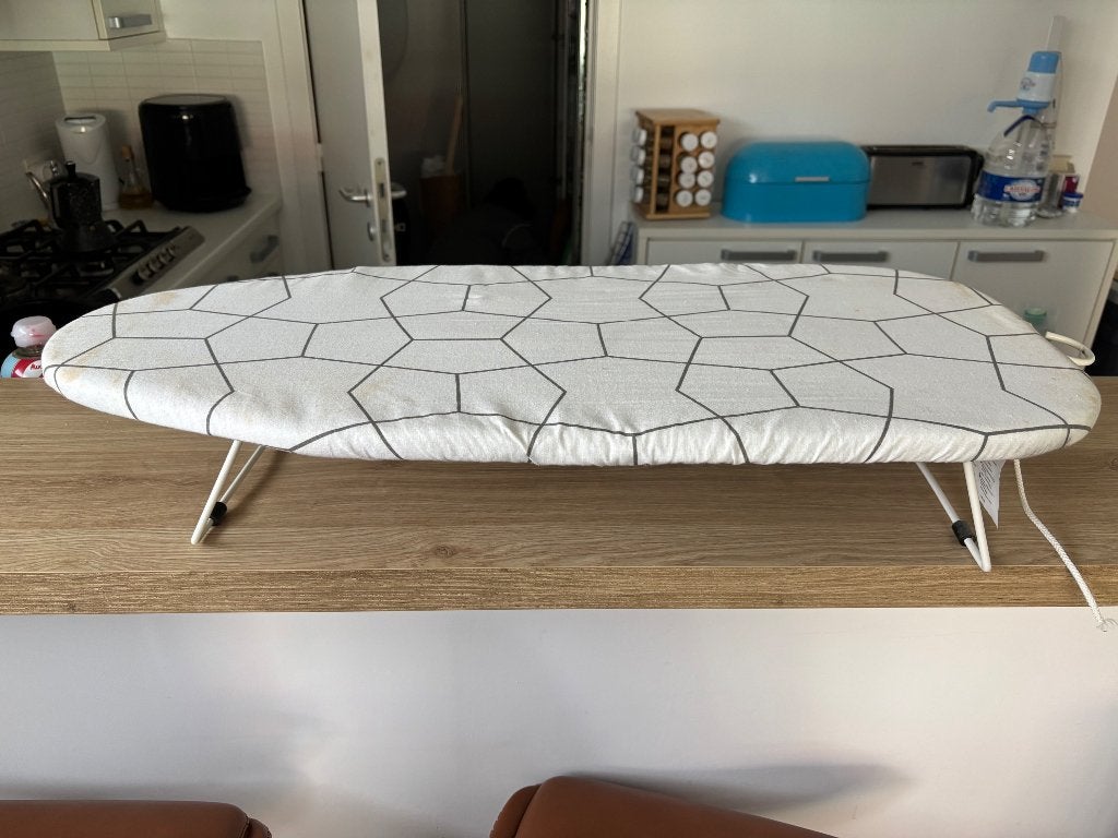 Planche à repasser de table, Enlèvement, Comme neuf