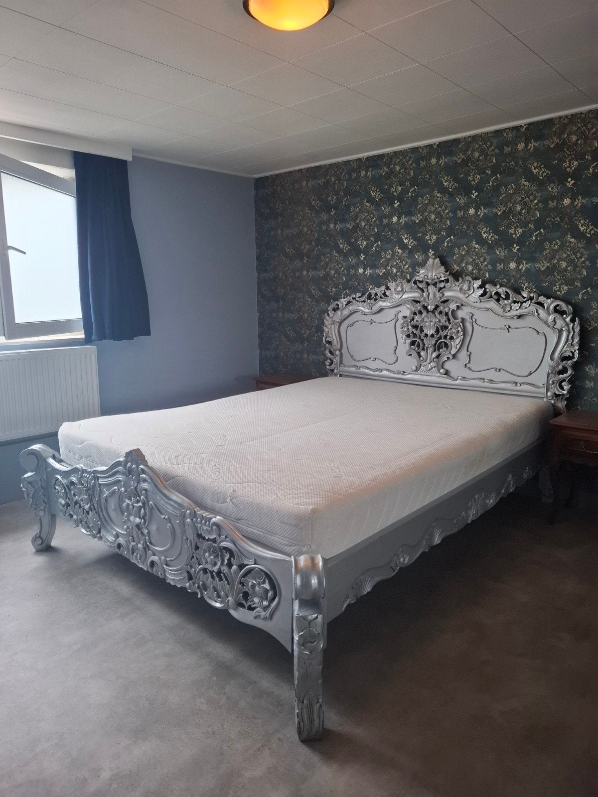 Houten bed grijs, Antiek en Kunst, Ophalen
