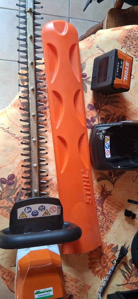 coupe haie stihl, Enlèvement, Utilisé, Batterie, Stihl