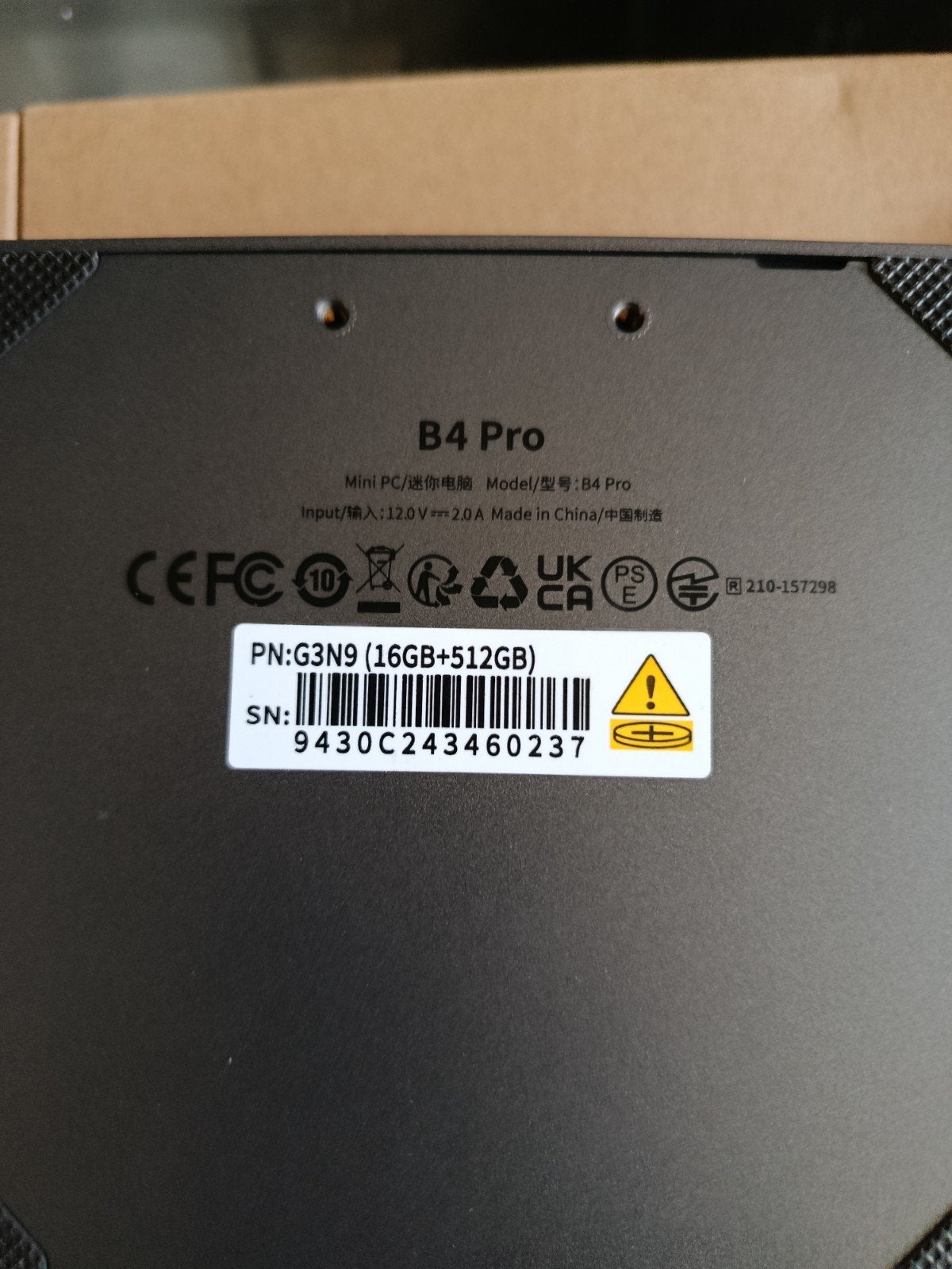 Avec le mini-PC B4 Pro 16 Go + 512 Go, une souris, un switch, Computers en Software, Laptop-opladers, Ophalen