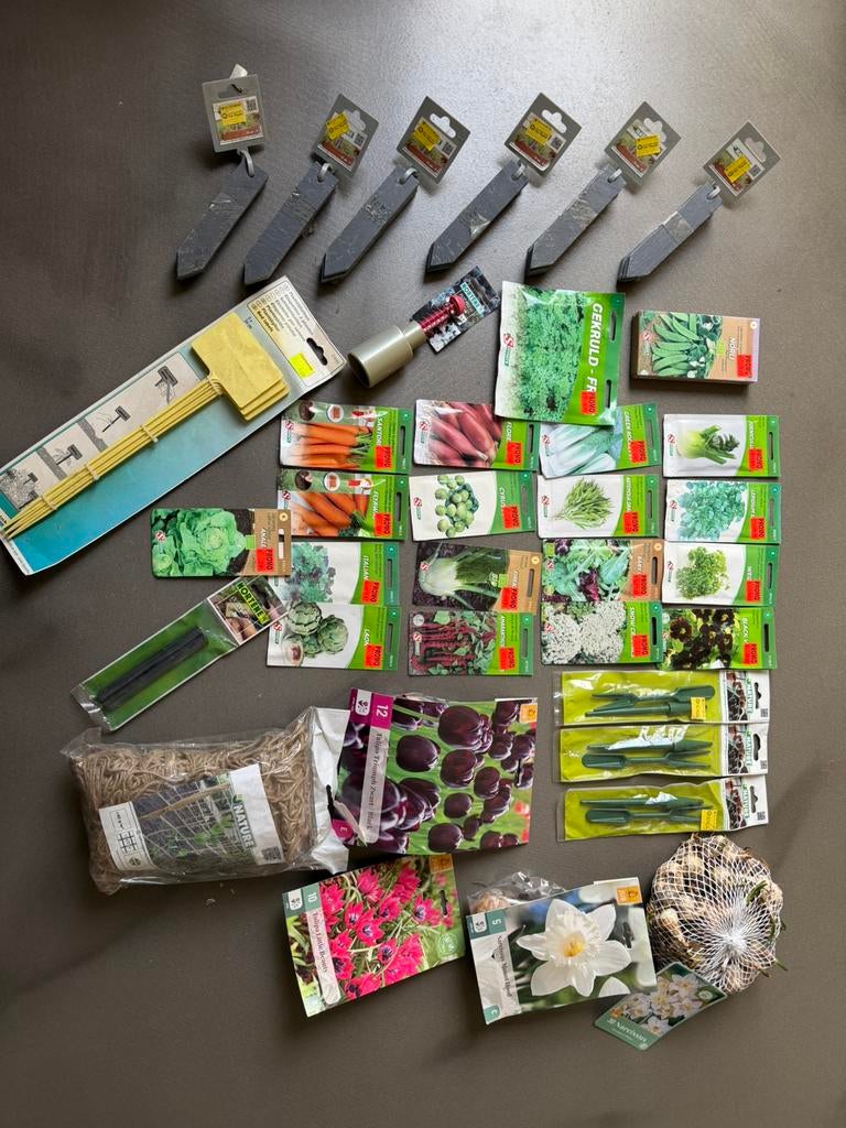Zaaipakket 2 (zaden, bloembollen en toebehoren, Tuin en Terras, Ophalen, Voorjaar, Volle zon, Bloembol