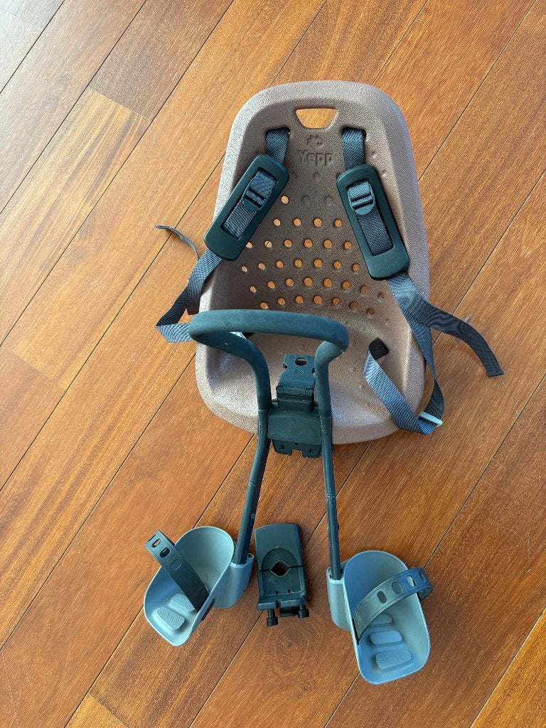 Thule Yepp mini fietsstoel voor aan stuur - bruin, Ophalen, Voetsteuntjes, Yepp (Thule), Nieuw