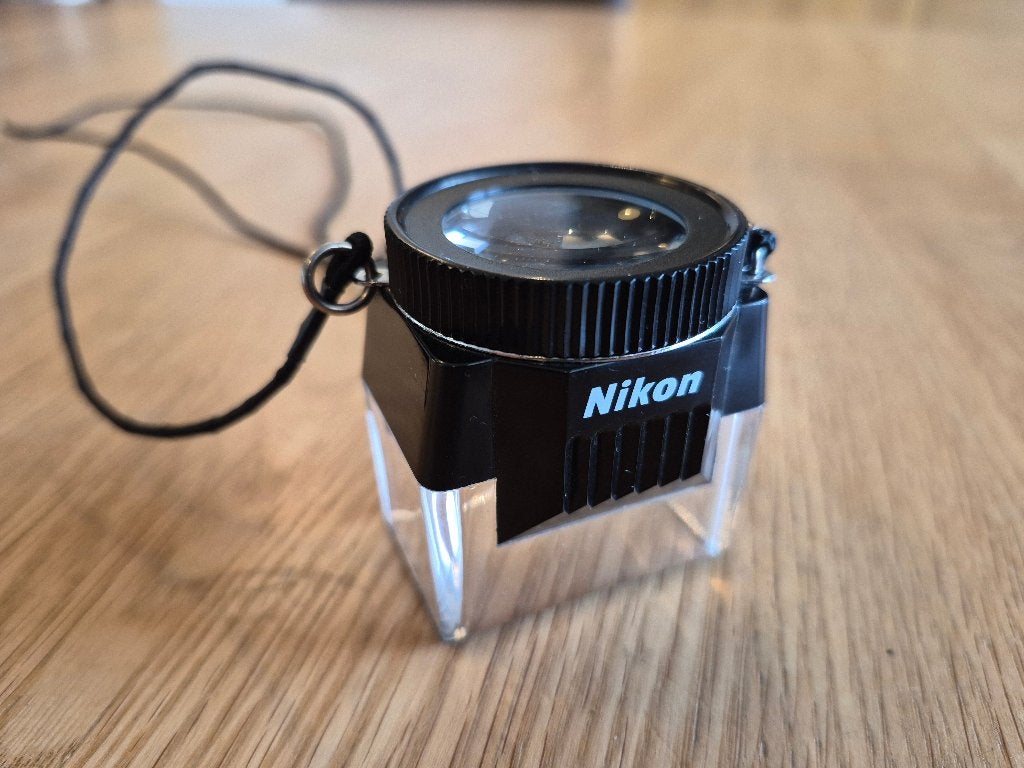 NIKON - loep voor negatieven en dia's - nieuw!, Ophalen of Verzenden, Zo goed als nieuw, Nikon, Overige typen