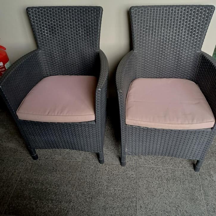 fauteuils pour lederen jardin, Enlèvement