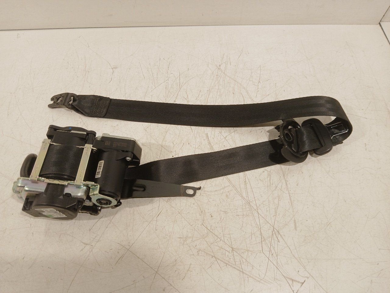 Veiligheidsgordel rechts voor Volkswagen Passat, Auto-onderdelen, Onderdelen@venauto.nl, Van der Ven Autorecycling B.V., Gebruikt