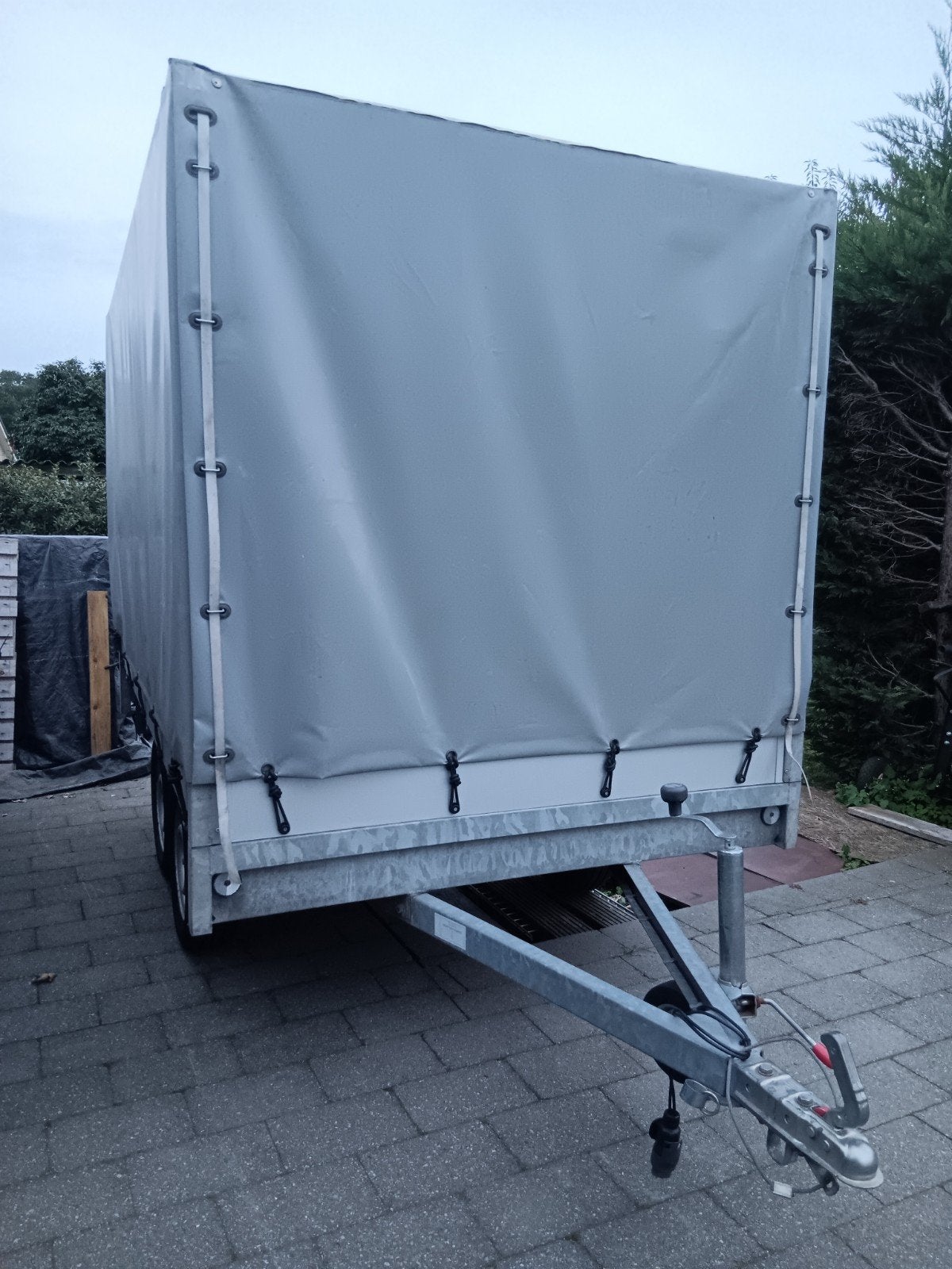 Remork / aanhangwagen 250x150, dubbelasser plateau, Enlèvement