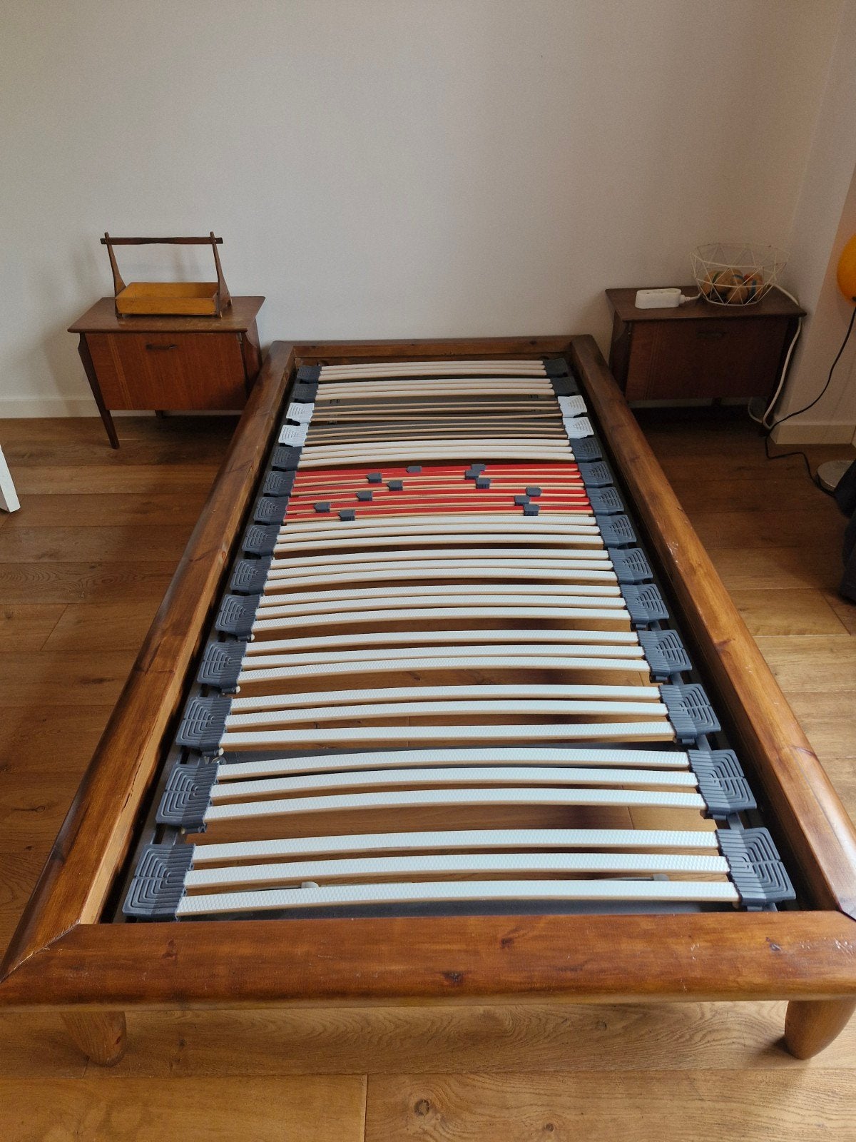 mooi vintage bed met matras en lattenbodem, Ophalen, 200 cm, 90 cm