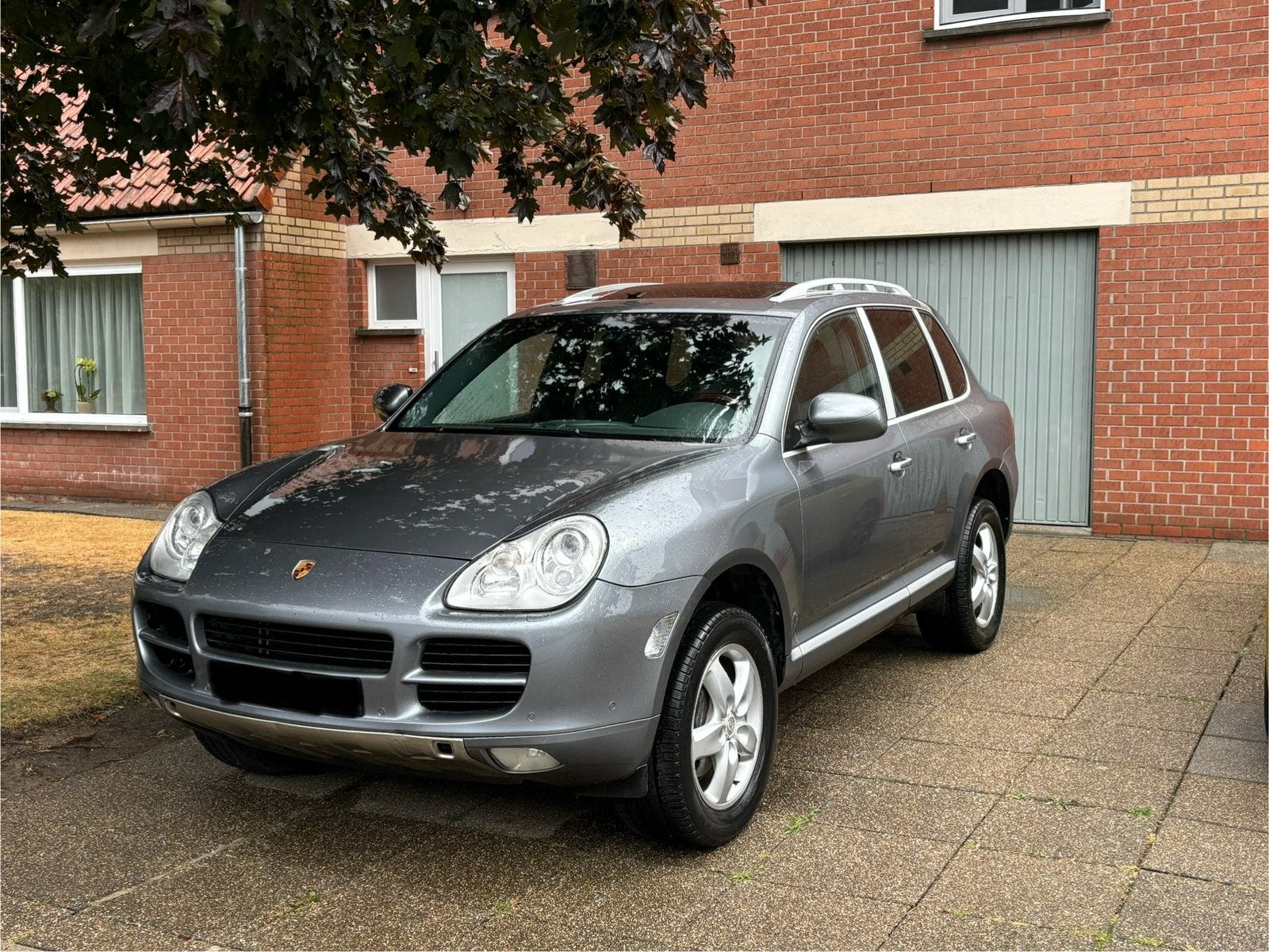 PORSCHE CAYENNE 3.2 LICHTE VRACHT 140000KM TIK MOTOR, Auto's, Automaat, Cayenne, Zwart, Leder