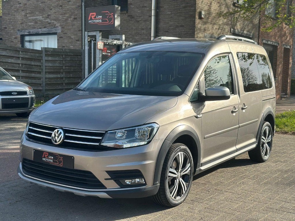 VW Caddy Alltrack 2.0 TDi - BTW -2020 -Airco-Apple Carplay, Autos, Volkswagen, Boîte manuelle, Feux de virage, Tissu, MPV ou Monospace
