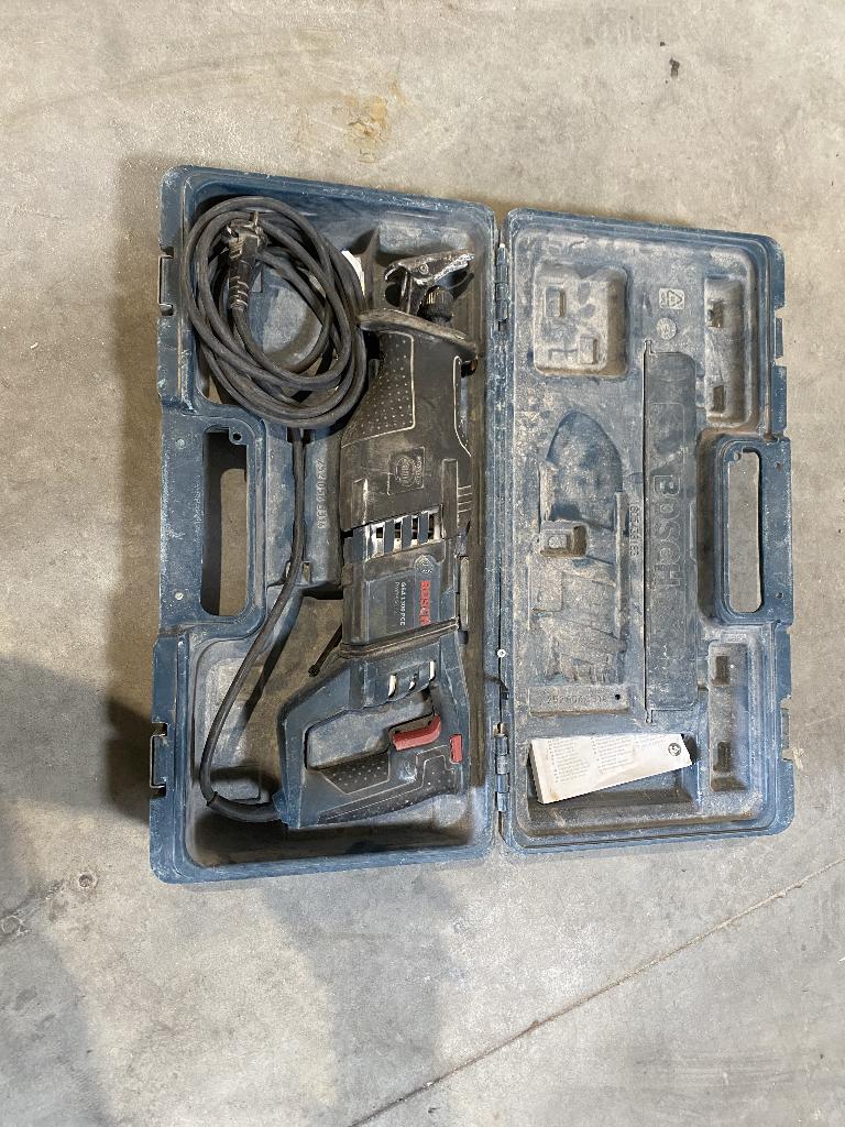 Bosch reciprozaag, 1200 watts ou plus, 70 mm ou plus, Scie sabre, Enlèvement