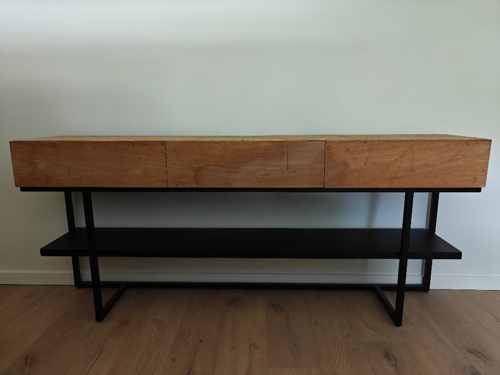 Table d'appoint pour fille, Maison & Meubles, Armoires | Armoires murales, Enlèvement