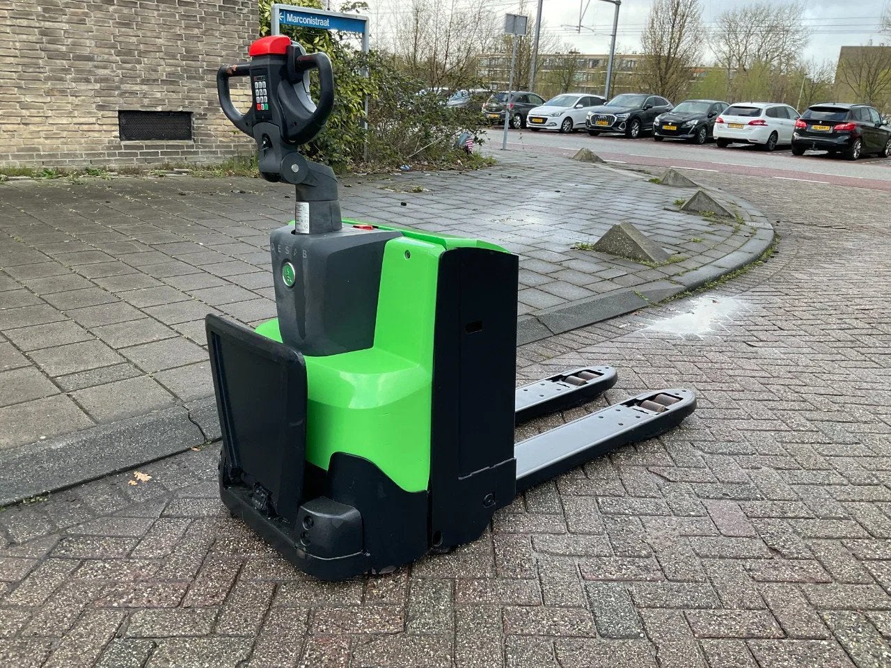 Cesab P220 2000KG PALLETAGEN / HEFTRUCK, Électrique, CESAB, Transpalette, Marconistraat 2
3133KL  Vlaardingen, NL