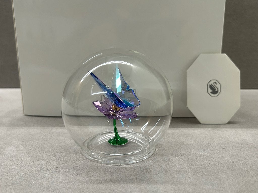 Swarovski Idyllia Glazen Bal Vlinder en Bloem, Ophalen of Verzenden, Nieuw, Figuurtje