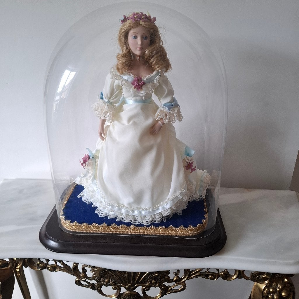 Grande cloche en verre avec poupée Amy, Enlèvement, Comme neuf