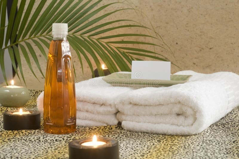 Man (44j) geeft massage, Contacten en Berichten