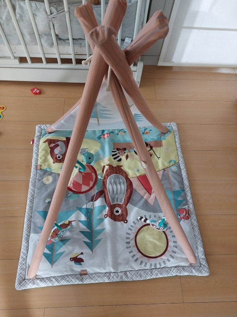 SKIP HOP SPEELMAT MET TIPI EN SPEELTJES VOOR BABY, Ophalen, Zo goed als nieuw