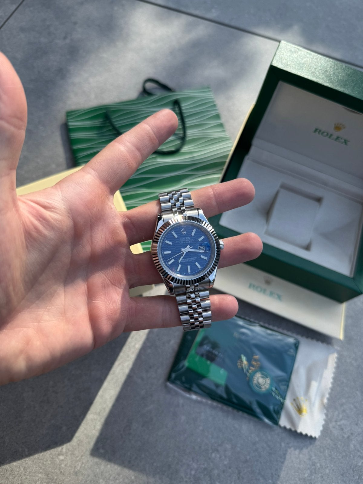 Rolex Datejust 41 Cadran bleu Bracelet Oyster, Bijoux, Sacs & Beauté, Rolex, Enlèvement ou Envoi, Acier, Acier