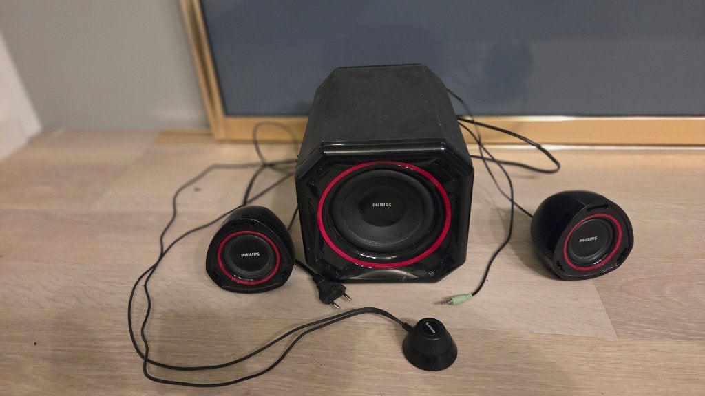 Philips SPA5300/10 – 2.1 Speakerset (krachtige bas), Computers en Software, Pc speakers, Ophalen