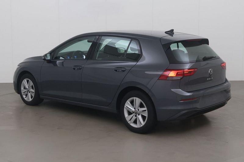 Volkswagen Golf VIII TSI life OPF 110, Autos, Argent ou Gris, Euro 6, Entreprise, Noir