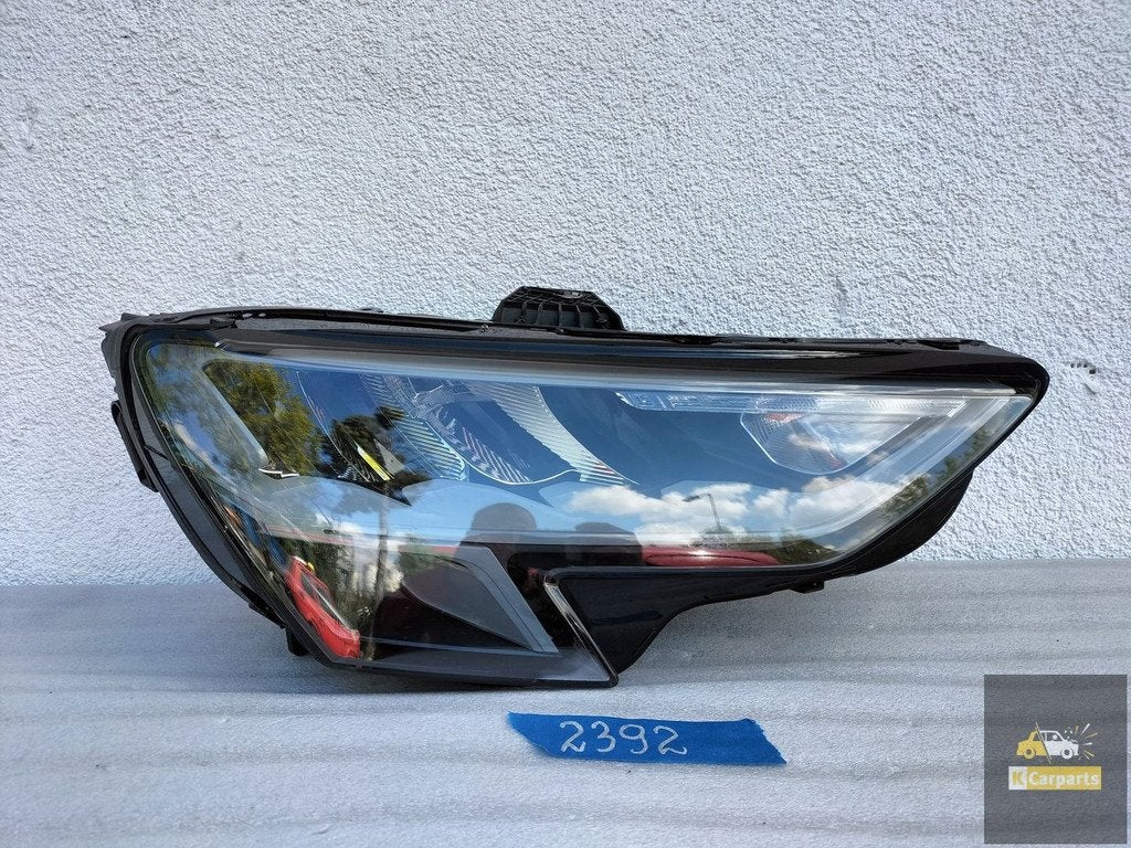 8Y0941012C AUDI A3 8Y0941012C PHARE LED DROIT, AUDI AG, Auto-Union-Strasse 1
85045  Ingolstadt, DE, Audi, Utilisé