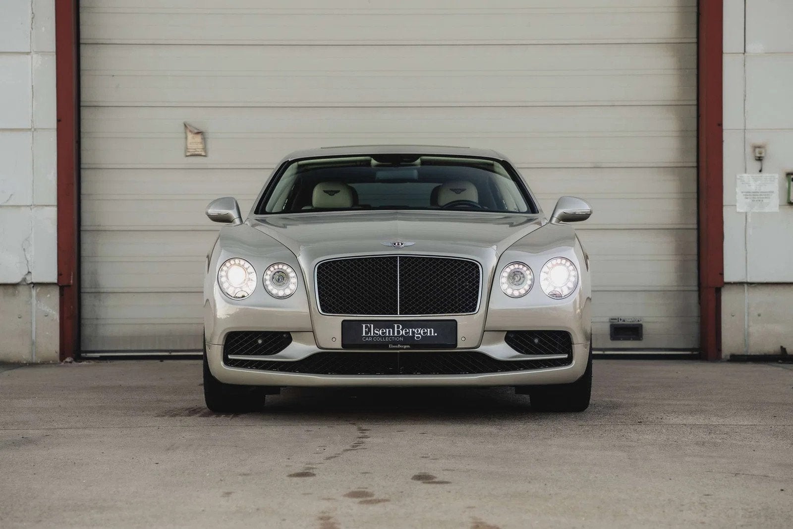 Bentley Flying Spur 4.0 V8 S - Mulliner Spec. - Bentley Hist, Auto's, Automaat, 4 deurs, Gebruikt, Bluetooth