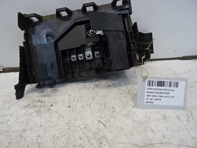 DIVERS DIVERS Ford Mondeo V (01-2014/04-2015) (DG9T14A301AD), Utilisé, Ford