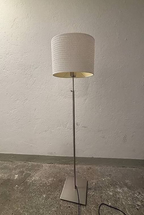 Ikea eigentijds design staanlamp, Gebruikt, Ophalen of Verzenden, Contemporain, Metaal