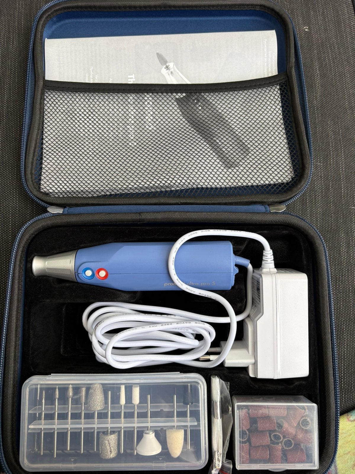 Pedicure of nagel set, Elektronische apparatuur, Ophalen, Nieuw