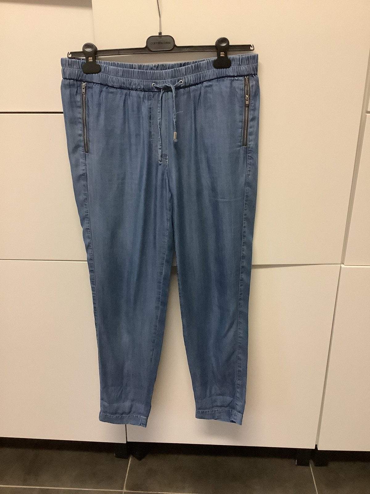Broek Gigue, Ophalen of Verzenden, Zo goed als nieuw, Maat 38/40 (M)