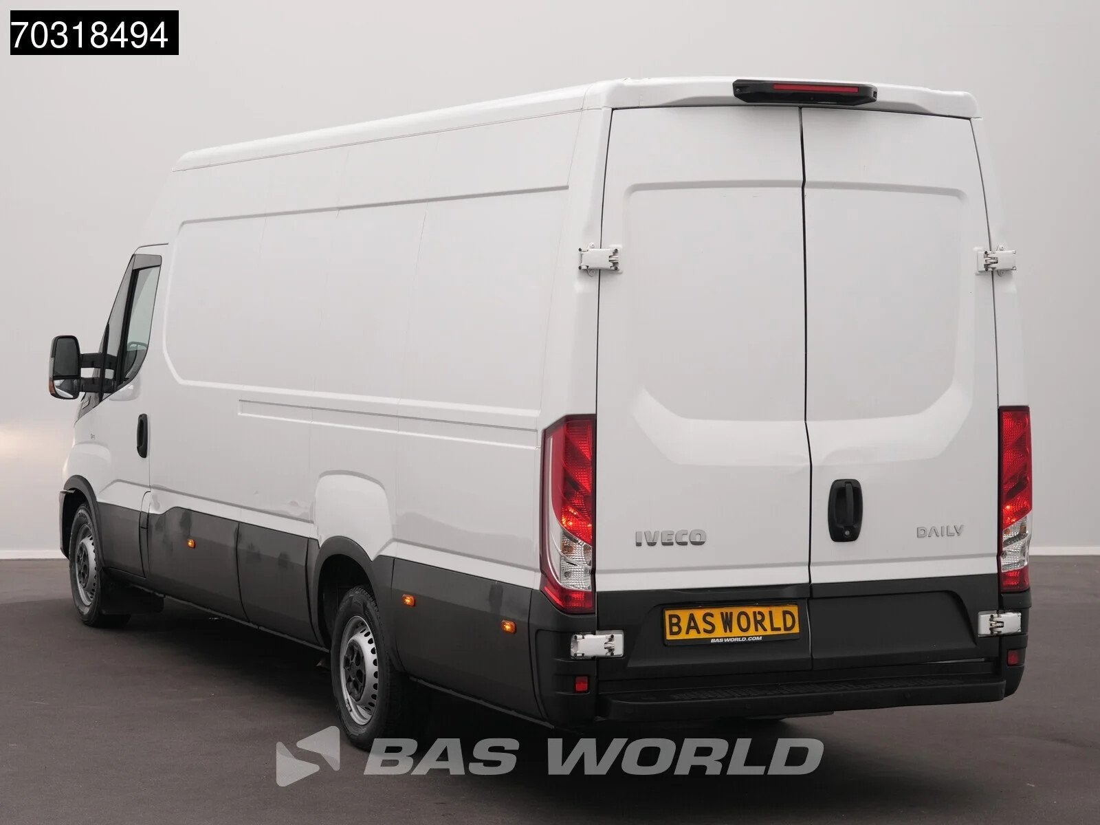Iveco Daily 35S16 Automaat L3H2 160PK 3,5t Trekgewicht Airco, Auto's, Bestelwagens en Lichte vracht, Automaat, Stof, Gebruikt